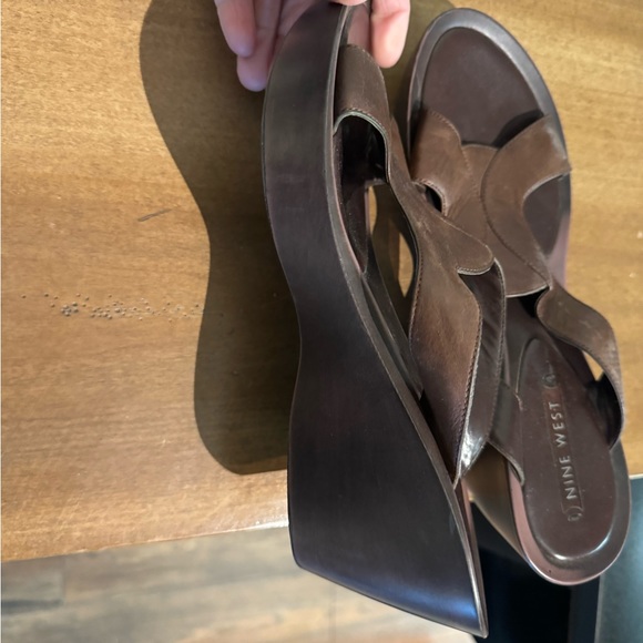 Nine West sandals - Picture 3 of 5